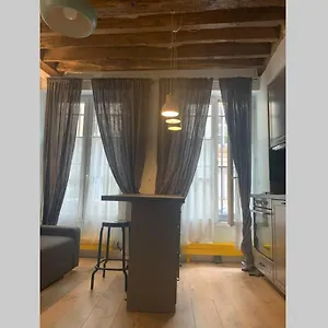 Charming Saint Germain Odeon Luxembourg Parigi
