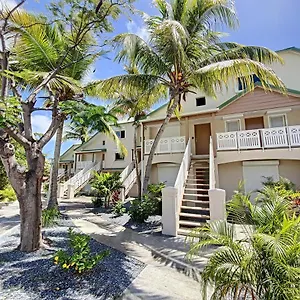 https://majacuja-1-orient-bay-village-walkable-beach-at-100m.comcaribbean.com